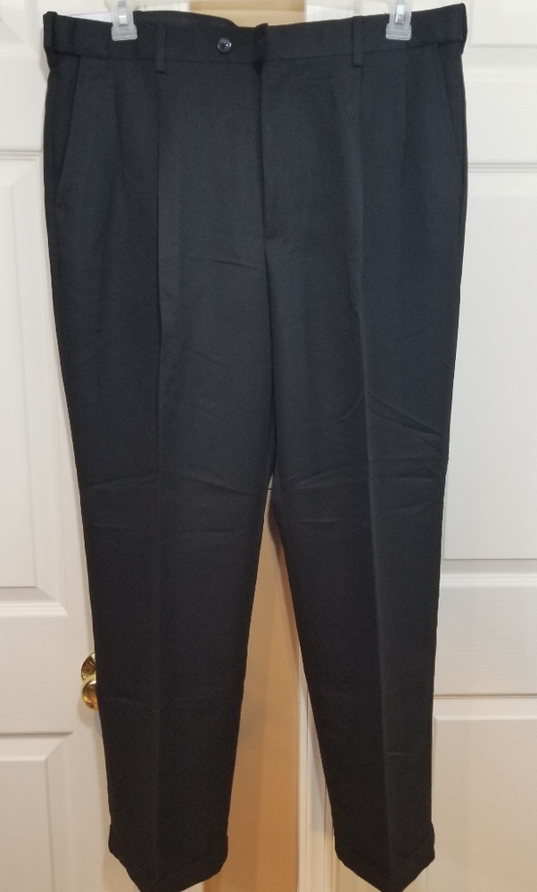 Savane Mens Pleated Pants Comfort Waist.